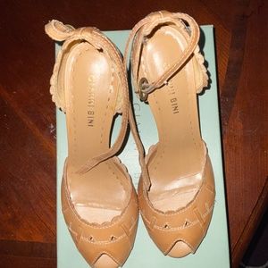 Gianni Bini open toe heels size 8.0